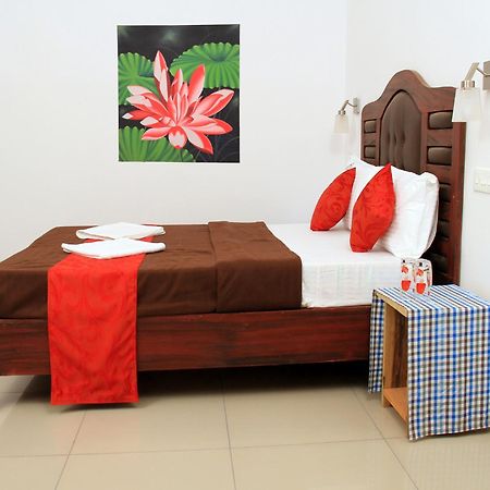 テッカディ Periyar Woods Bed & Breakfast エクステリア 写真