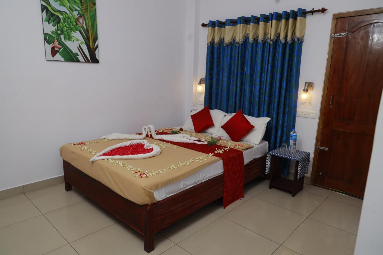 テッカディ Periyar Woods Bed & Breakfast エクステリア 写真